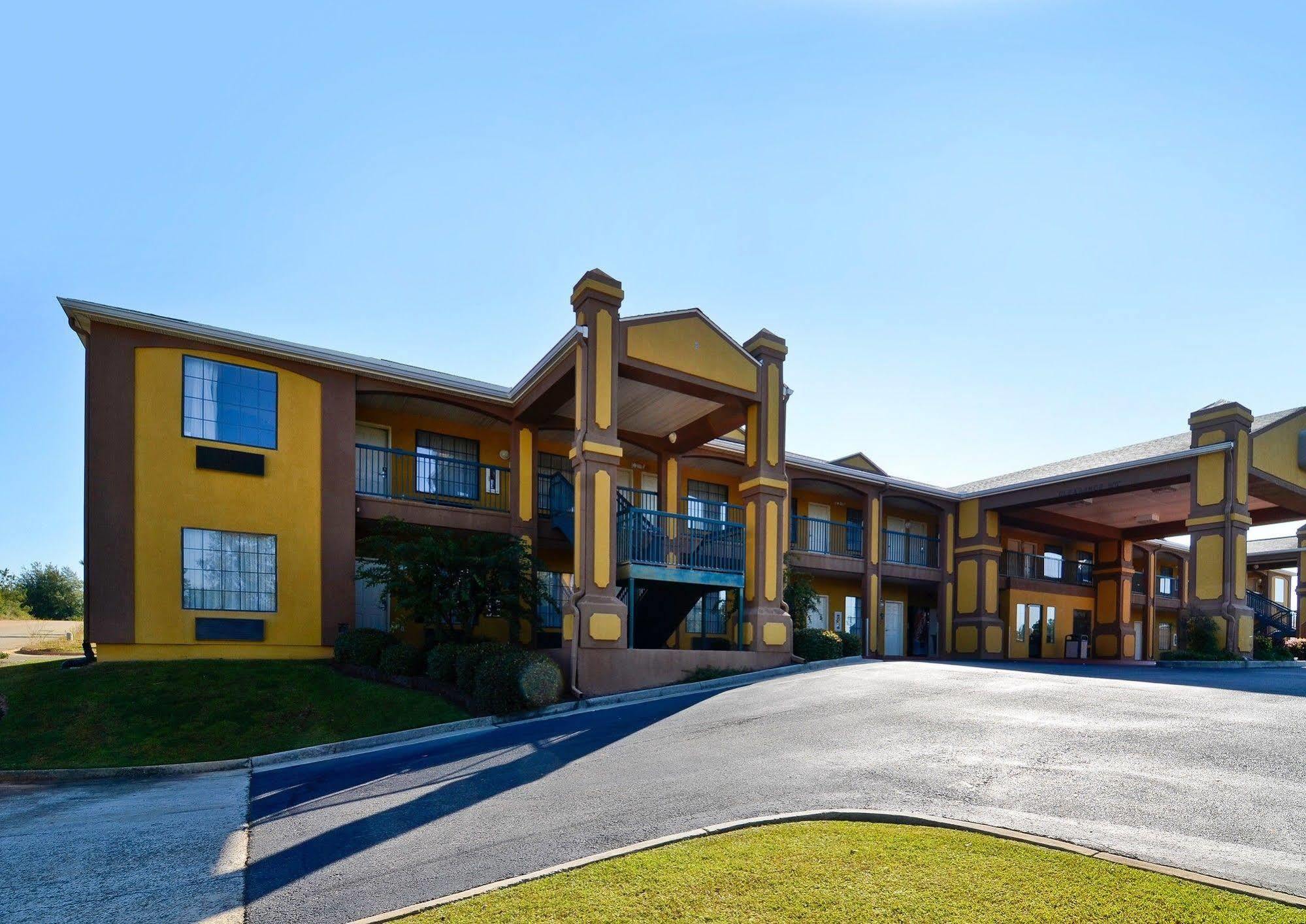 Best Western Hawkinsville Inn & Suites Buitenkant foto
