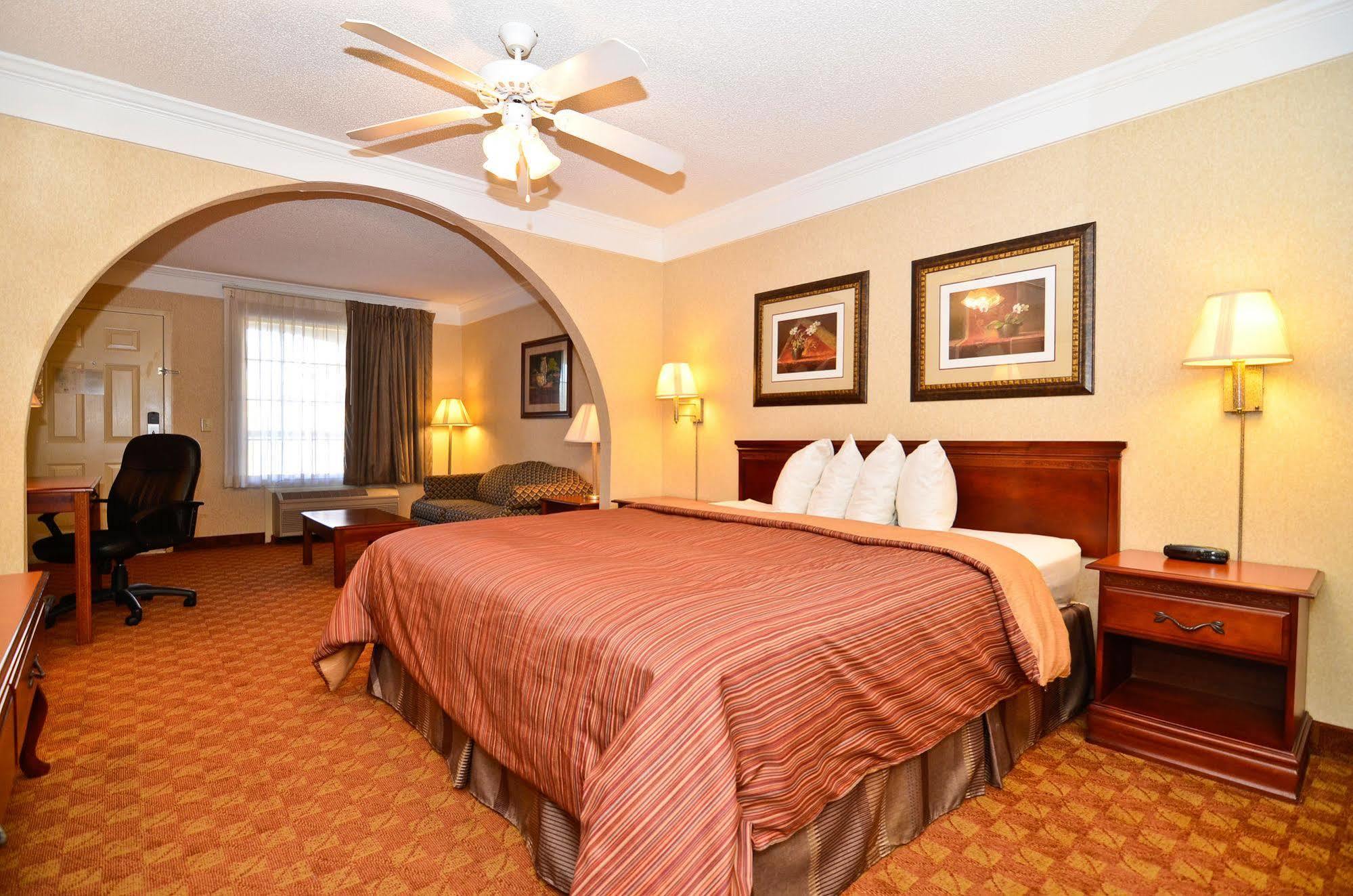 Best Western Hawkinsville Inn & Suites Buitenkant foto